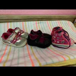 Lot/bundle 3pairs toddler girls shoes sz5 sketcher